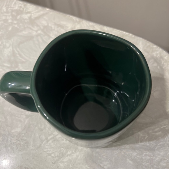 New Rae Dunn IT WASN'T ME Mug RARE Green Nice Big Mug Artisan Collection - Picture 4 of 5